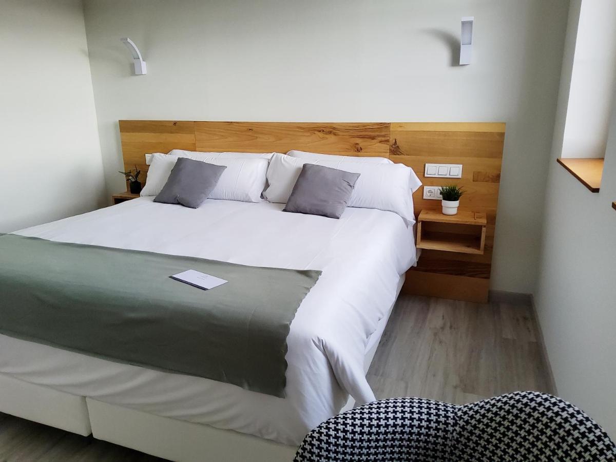 Hotel Marques De Aguilar Aguilar de Campóo Buitenkant foto