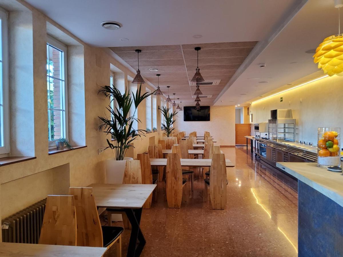 Hotel Marques De Aguilar Aguilar de Campóo Buitenkant foto